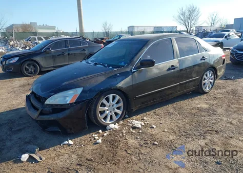 2003 Honda Accord 3.0 Ex z USA, uszkodzony, nr VIN 1HGCM66523A040880